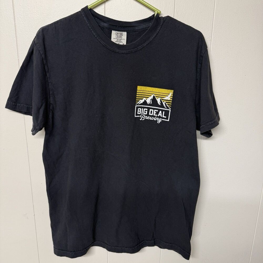 BARSTOOL SPORTS BIG DEAL BREWING MOUNTAIN SHORT SLEEVE T SHIRT MEN M